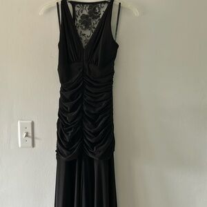 Women’s Size 4P Jessica McClintock Lacey Black Dress worn Once